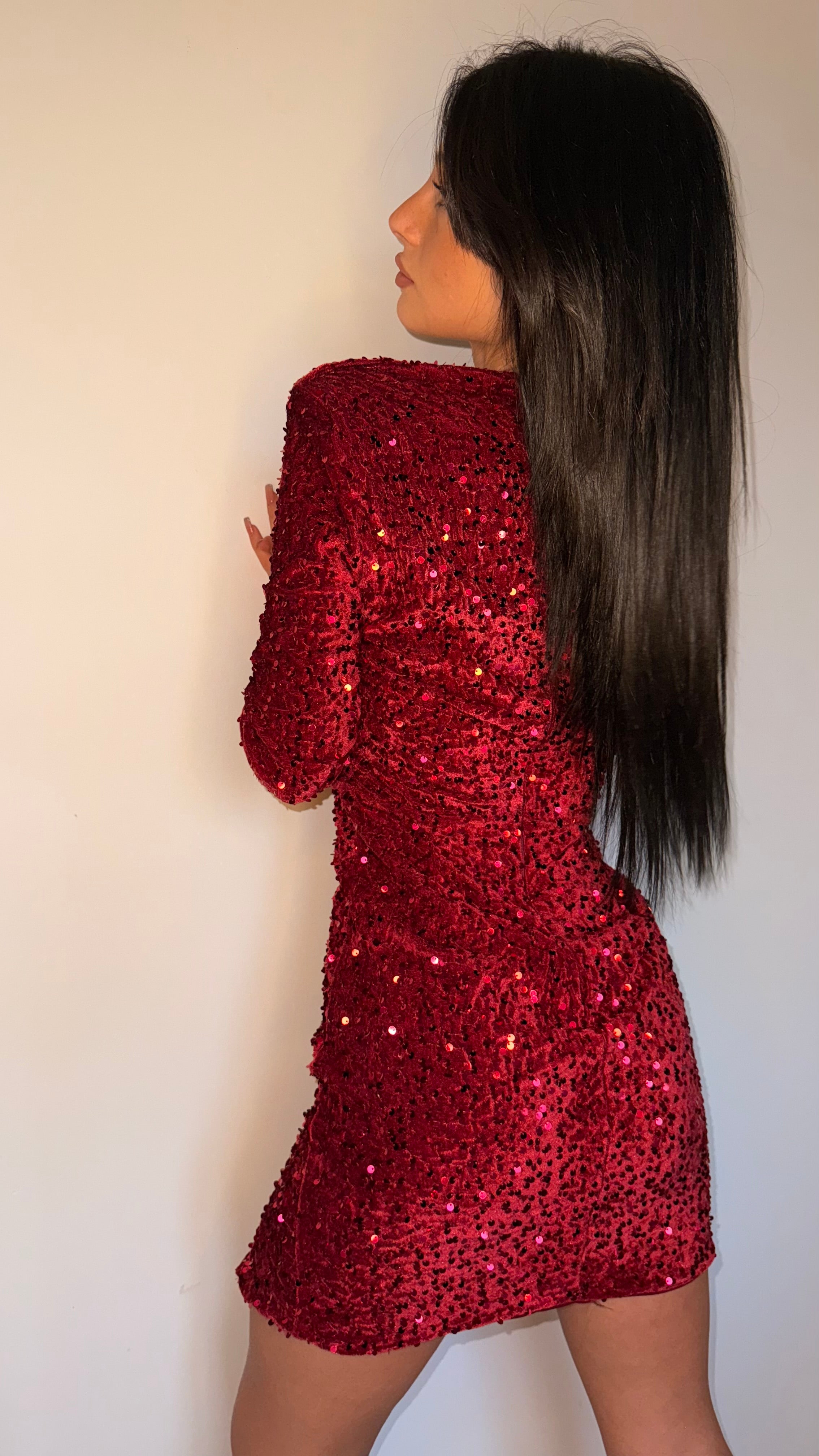 Abito rosso paillettes con spacco