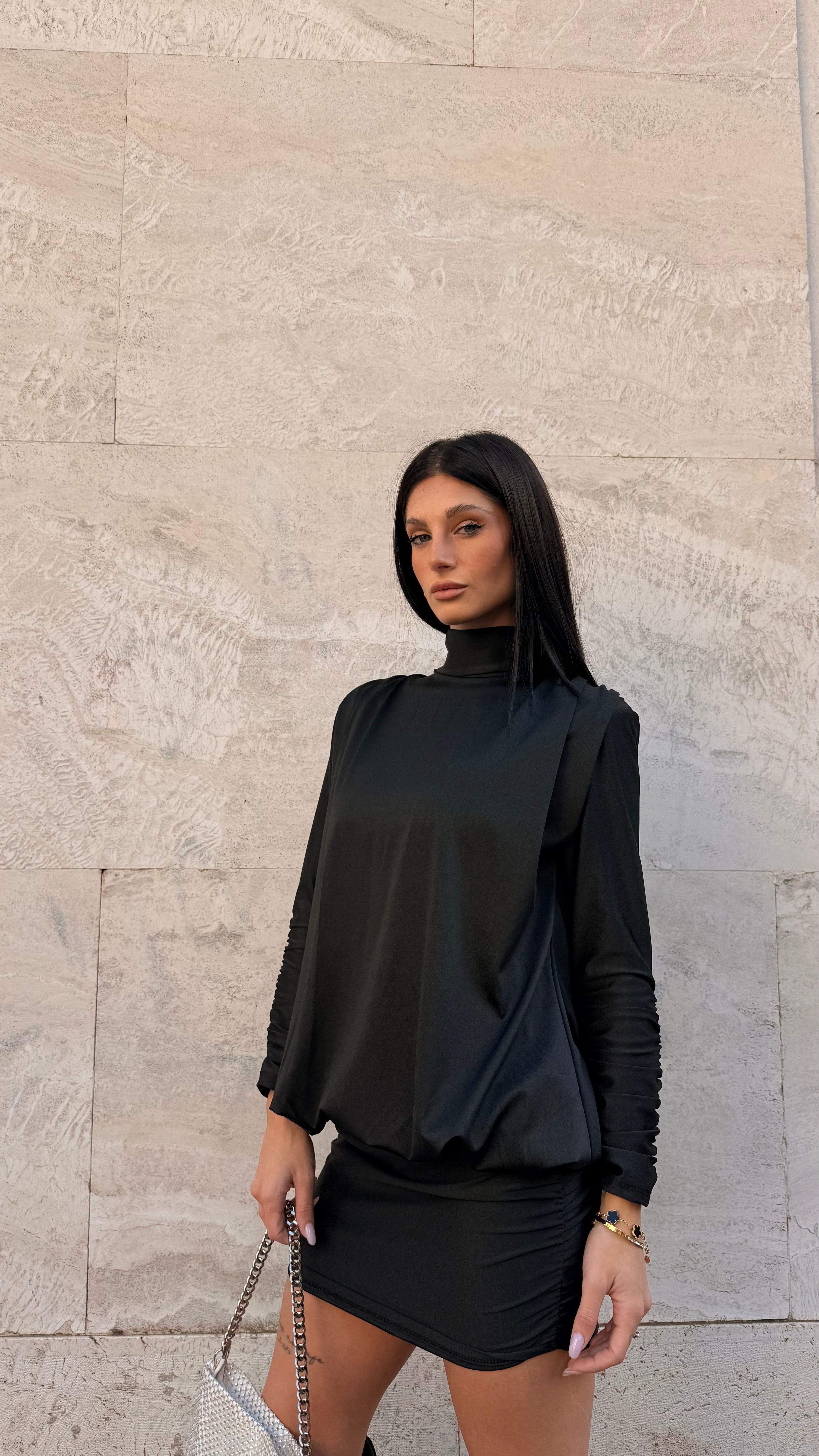 Mini Dress Nero Schiena Scoperta