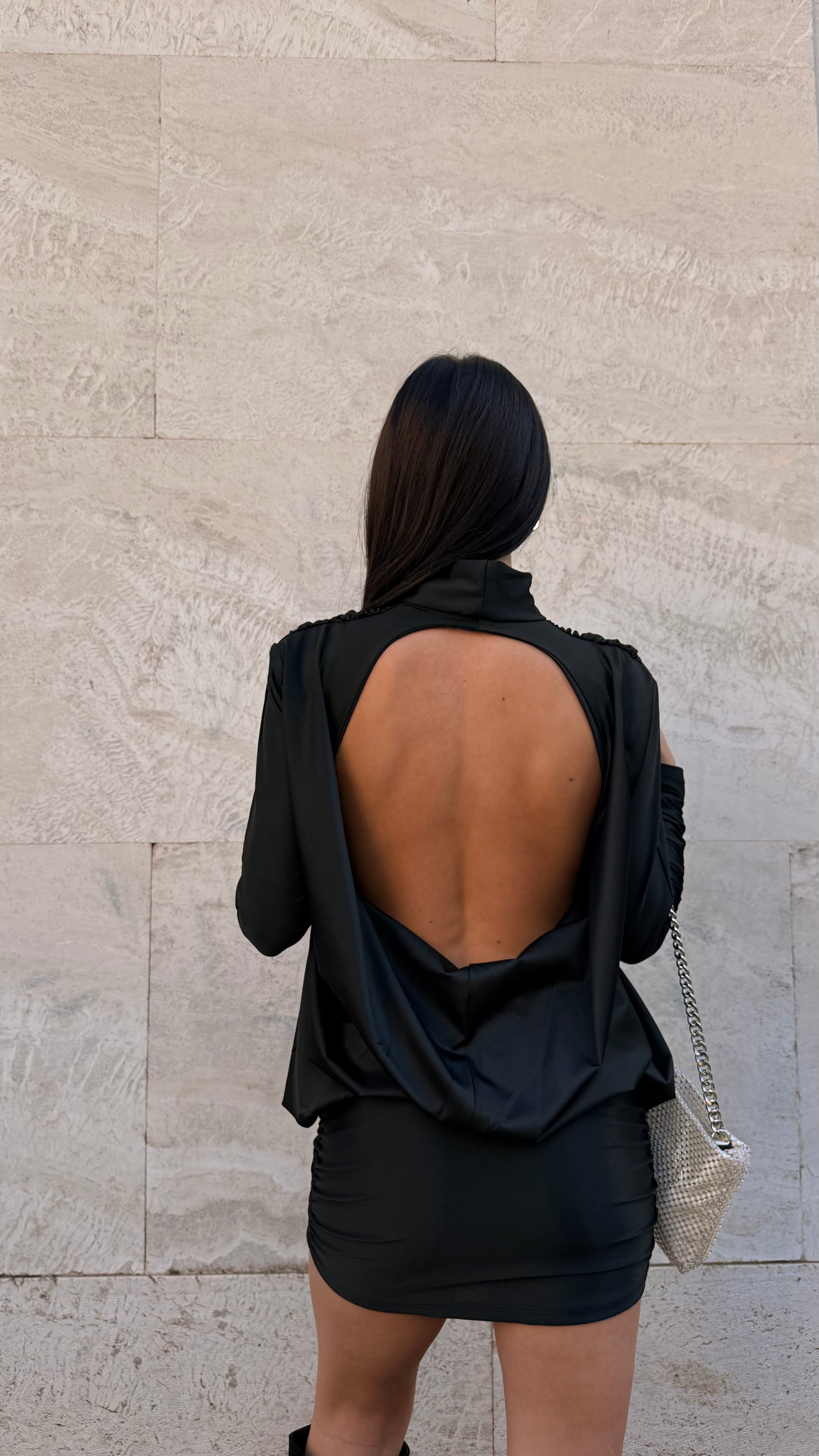 Mini Dress Nero Schiena Scoperta